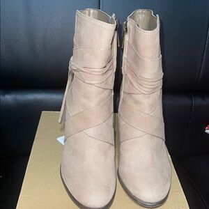 Women's Beige Ankle Boots